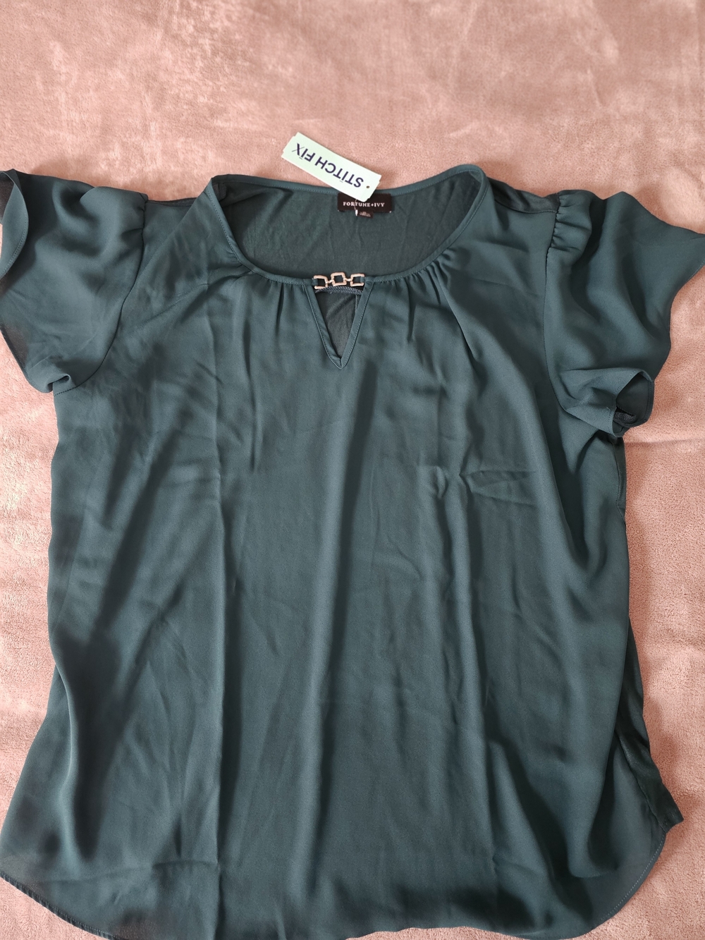 Green Short Sleeve Keyhole Blouse with Chain Detail